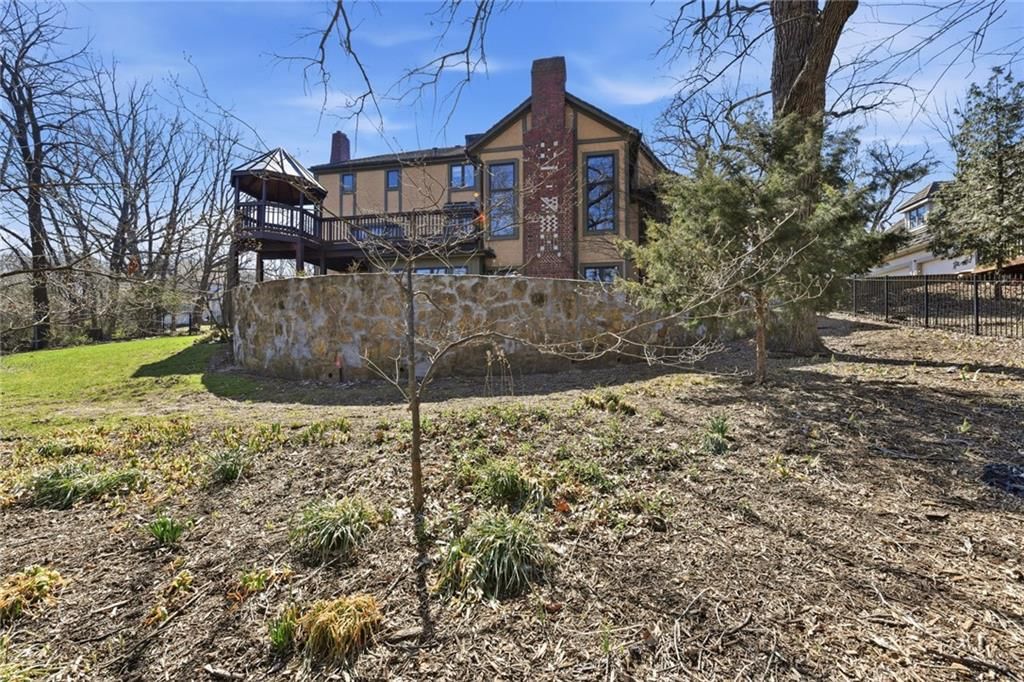 8461 Maplewood Lane — photo 85