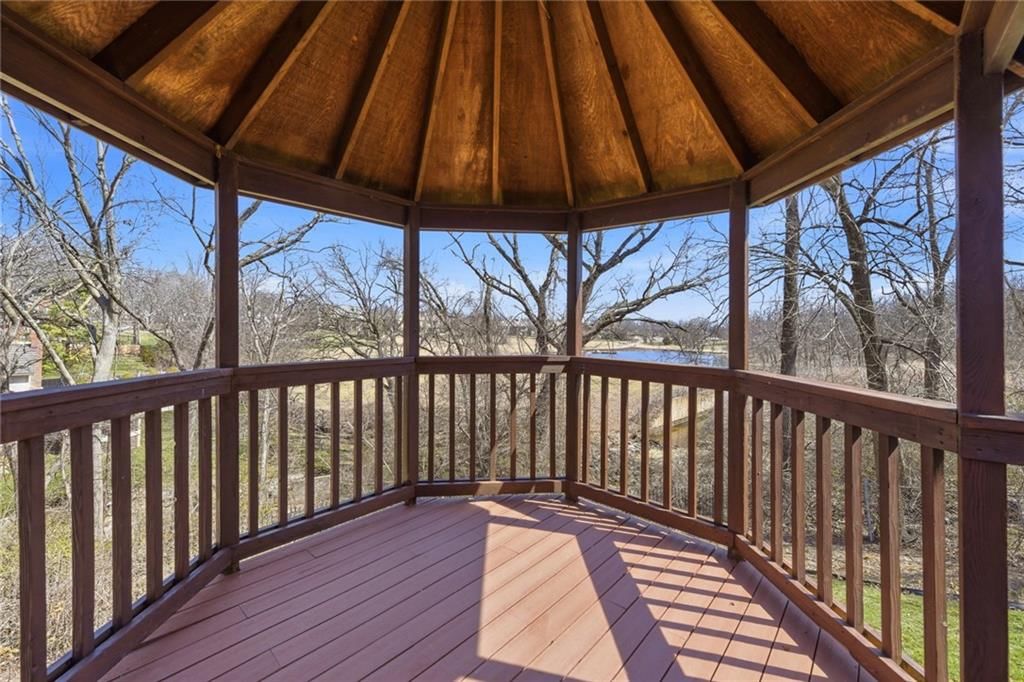 8461 Maplewood Lane — photo 88