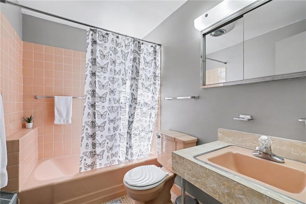 333 W Meyer Boulevard — photo 11