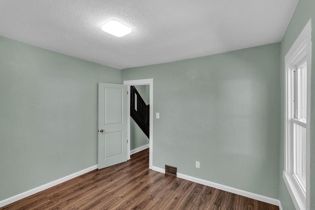327 N 18th Street — photo 25