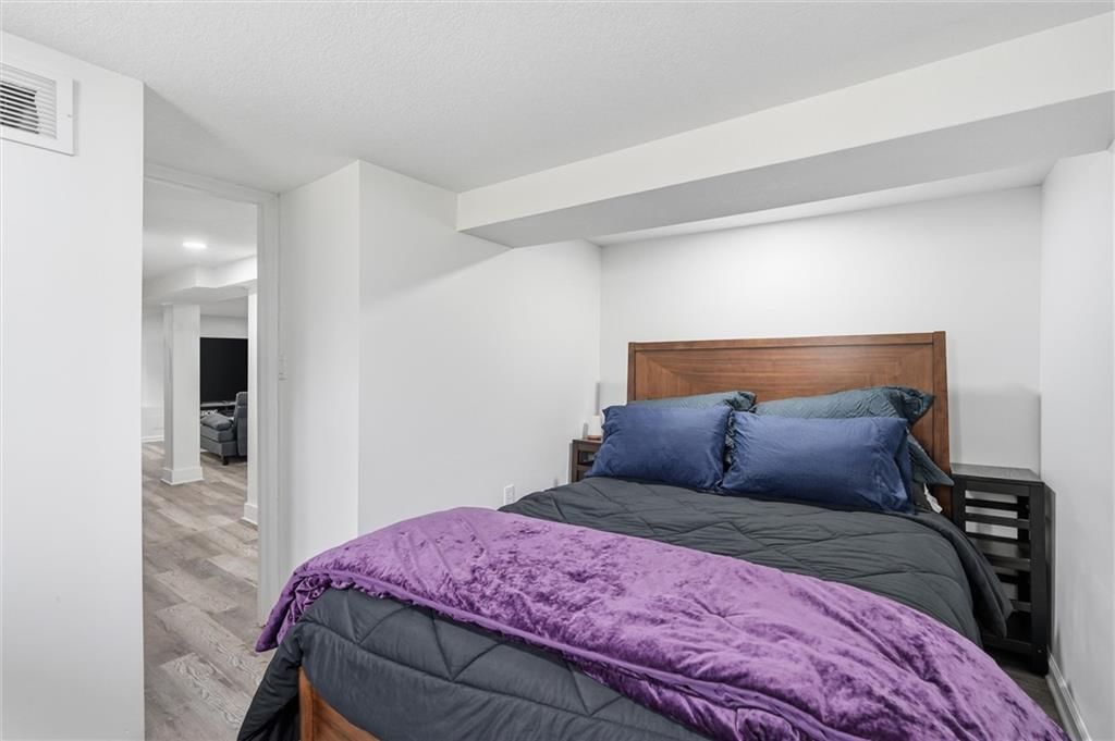 4207 E 61st Street — photo 24