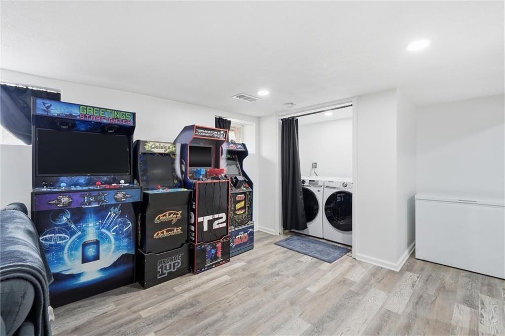 4207 E 61st Street — photo 30