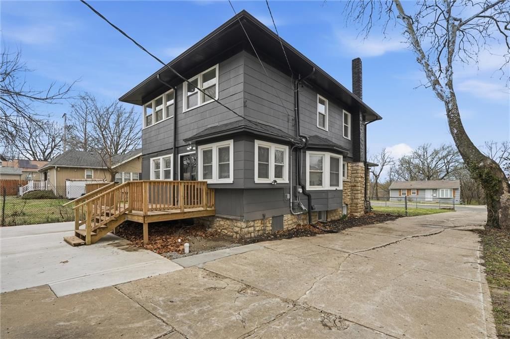4207 E 61st Street — photo 35
