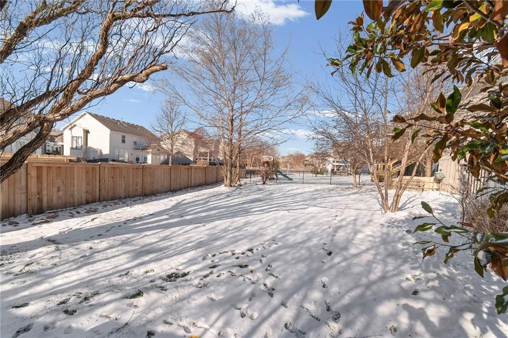 8615 NE 100th Terrace — photo 43