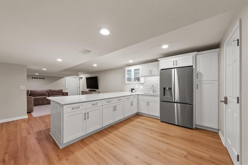 3405 W 129th Street — photo 47