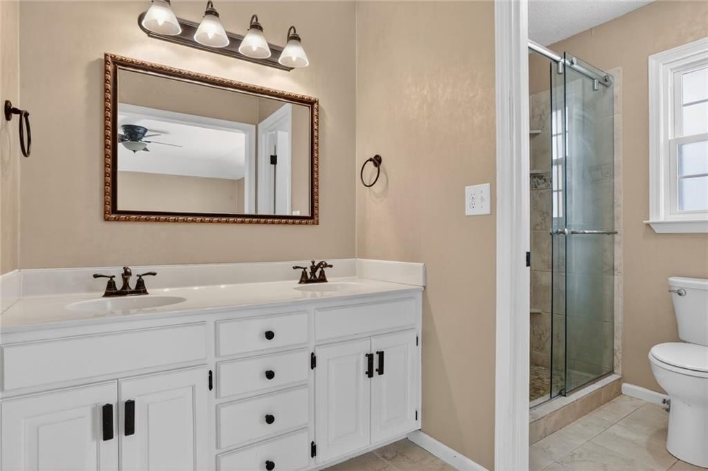 14930 Tomasha Drive — photo 10