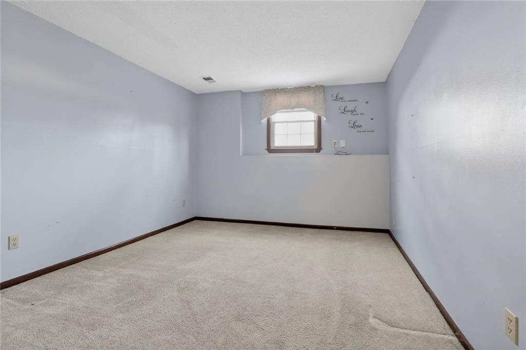 14930 Tomasha Drive — photo 17