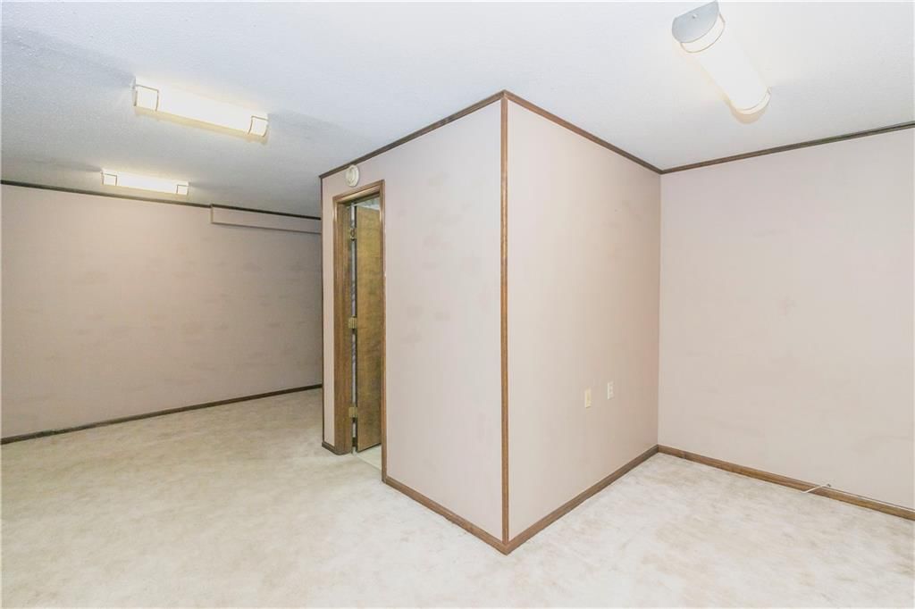 3018 N 153rd Terrace — photo 33