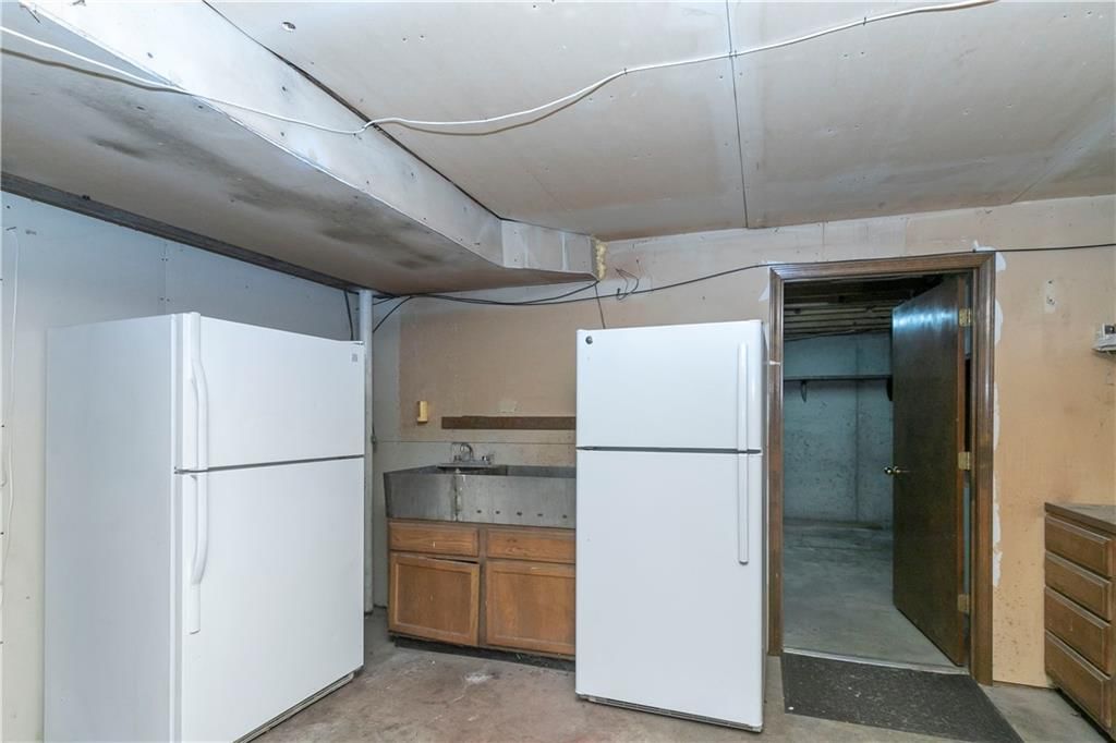 3018 N 153rd Terrace — photo 38