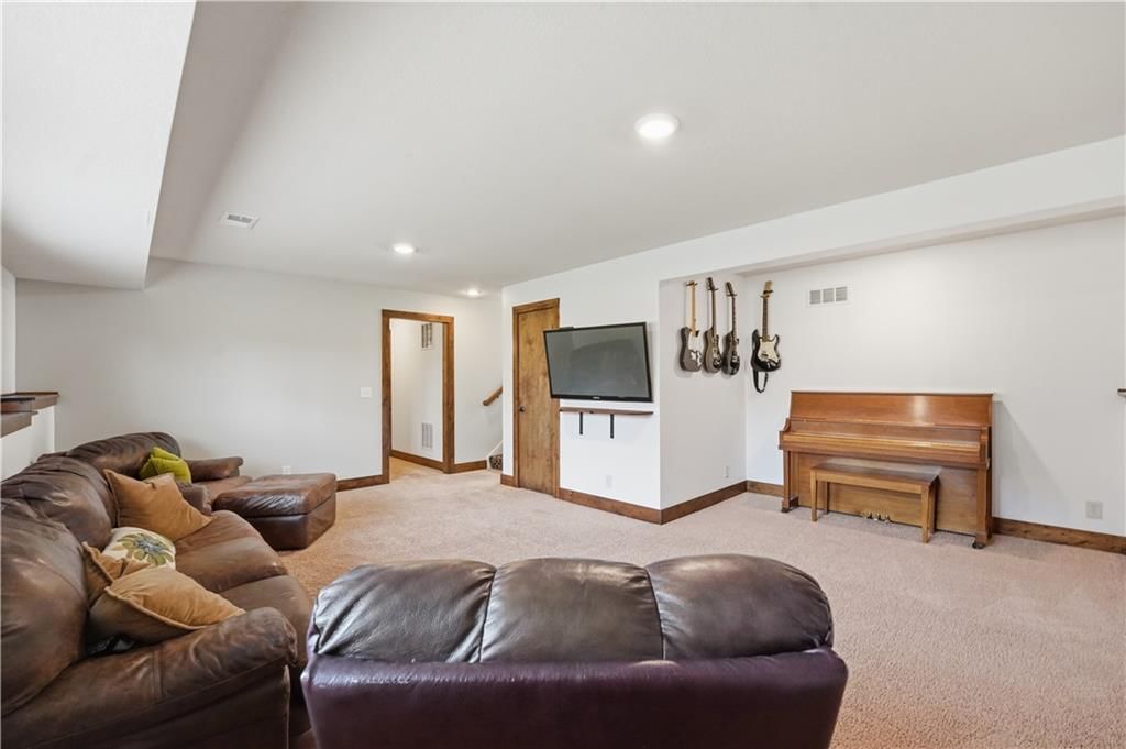17228 W 198th Terrace — photo 32