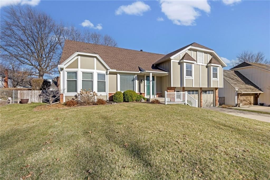 10409 Oakmont Street — photo 2