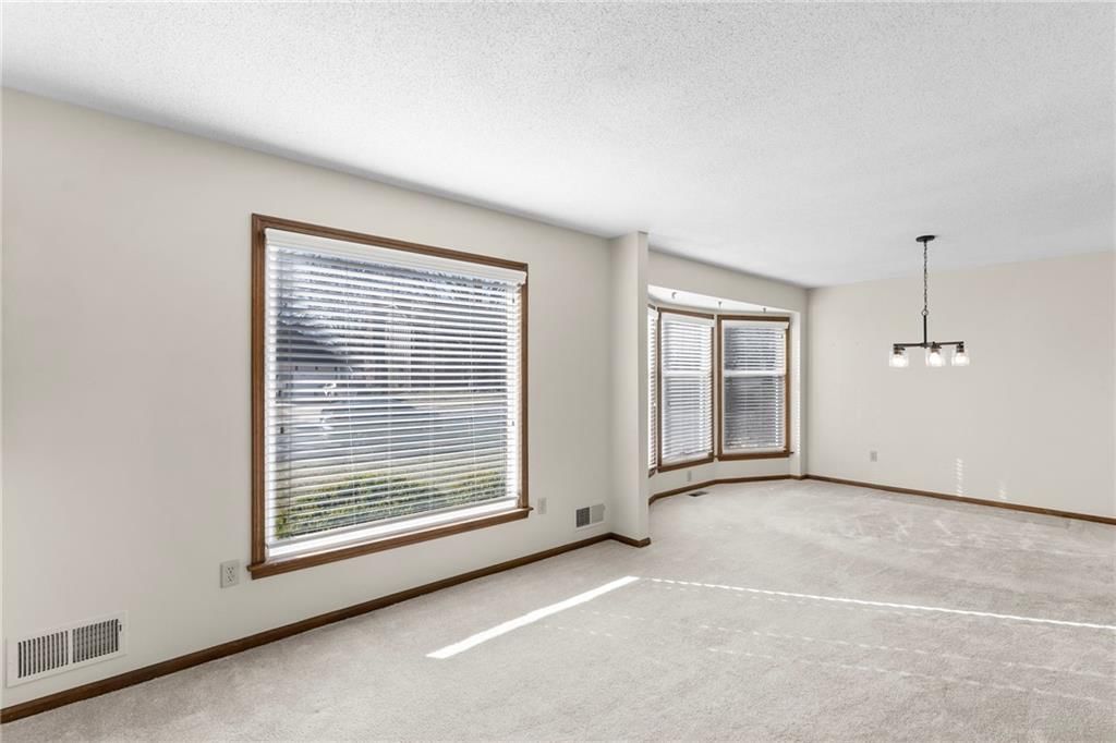 10409 Oakmont Street — photo 5
