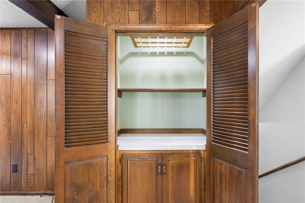 10409 Oakmont Street — photo 11