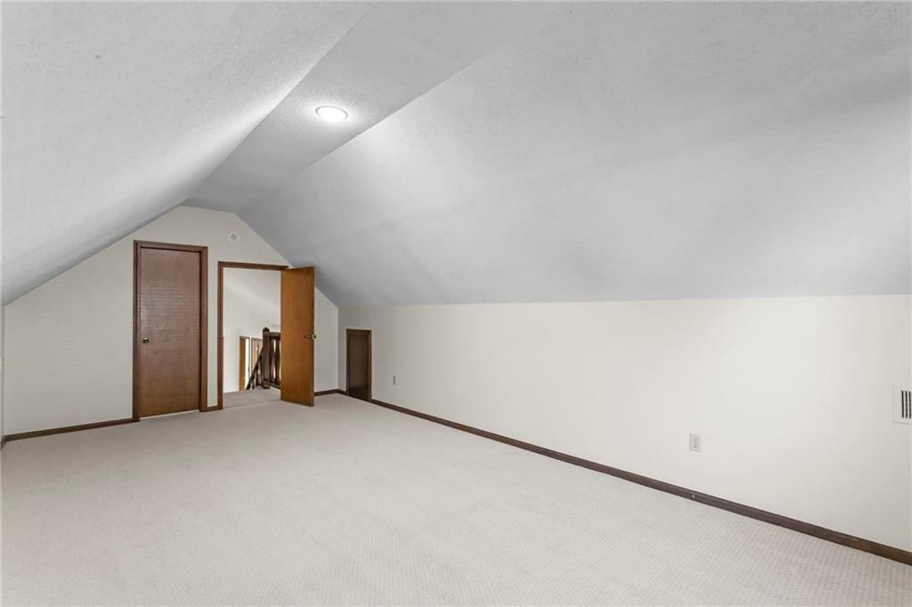 10409 Oakmont Street — photo 26