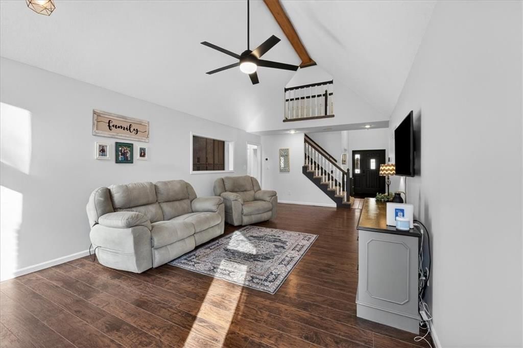 3695 SW Kimstin Circle — photo 4