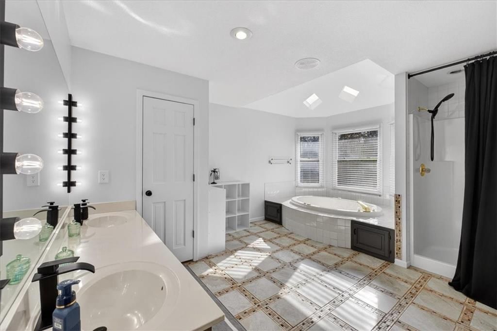 3695 SW Kimstin Circle — photo 16
