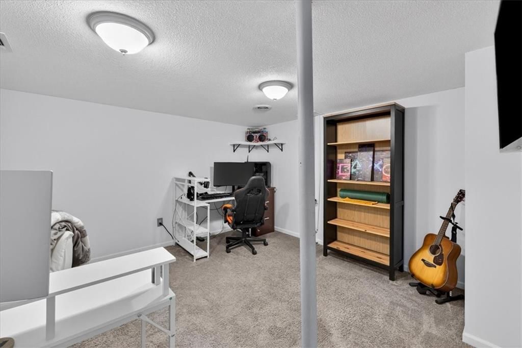 3695 SW Kimstin Circle — photo 36