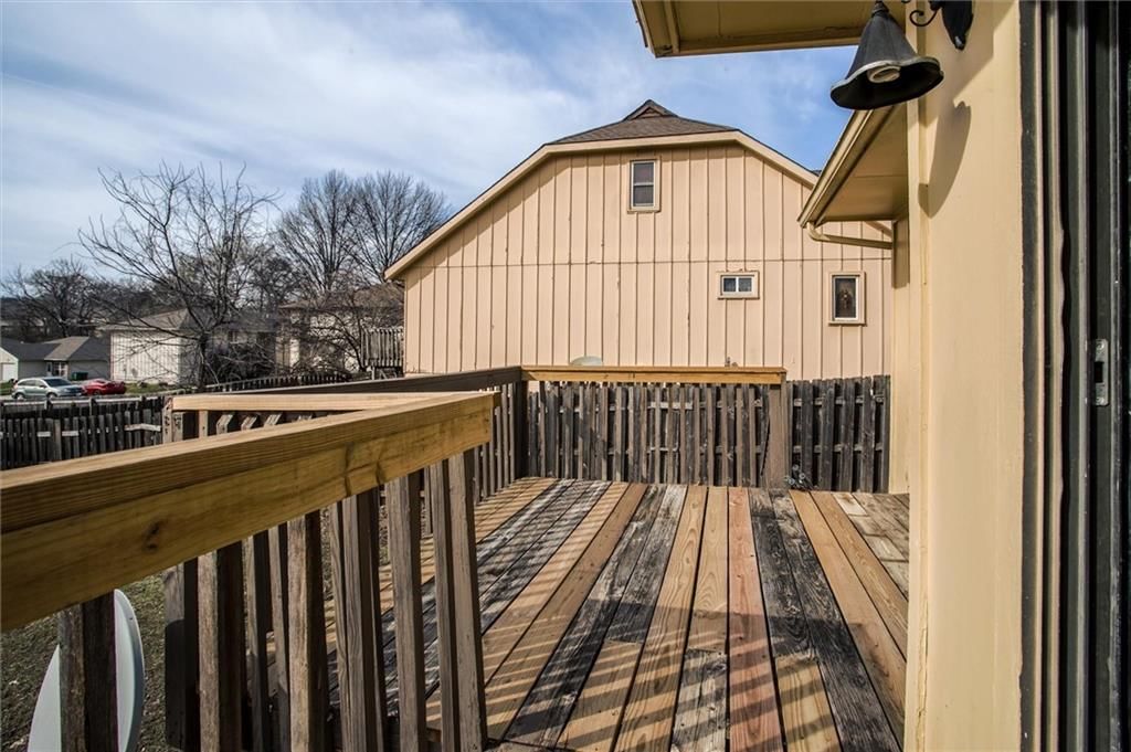 8516 Ditzler Avenue — photo 21