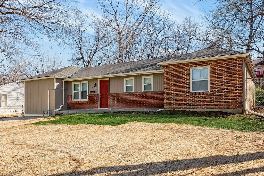 9201 McGee Street — photo 2