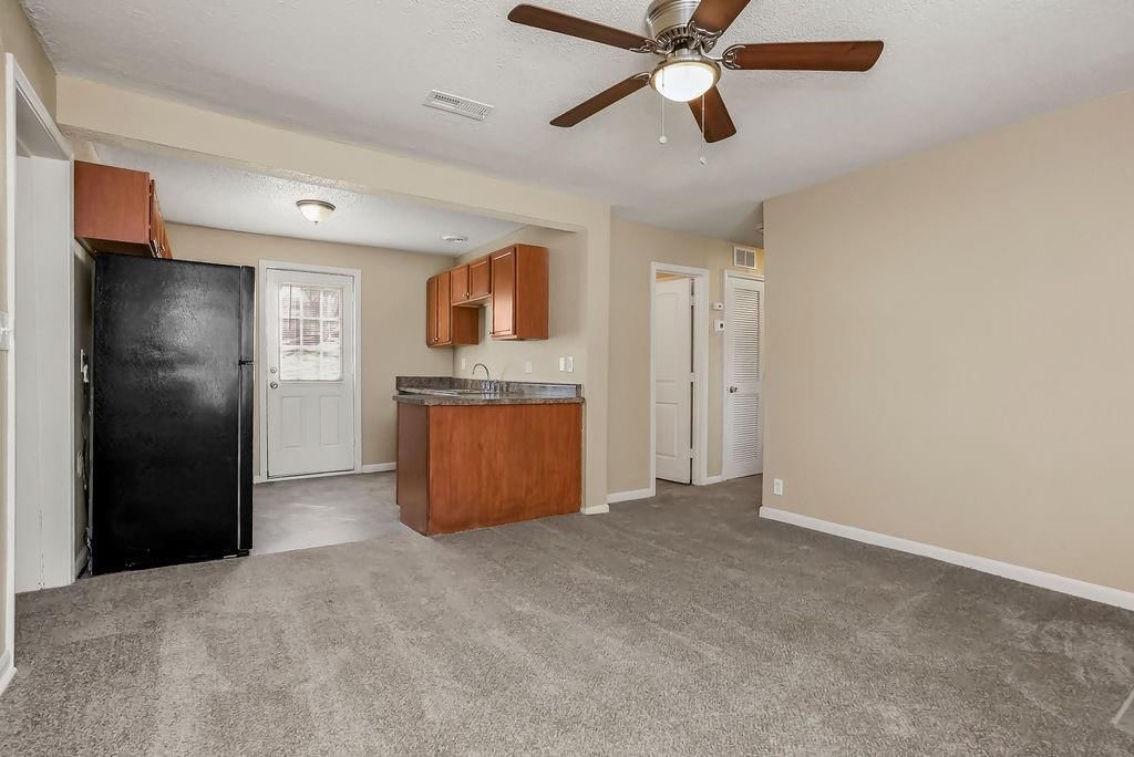 9201 McGee Street — photo 6