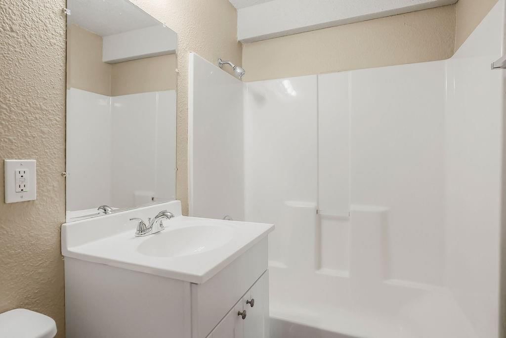 9201 McGee Street — photo 14