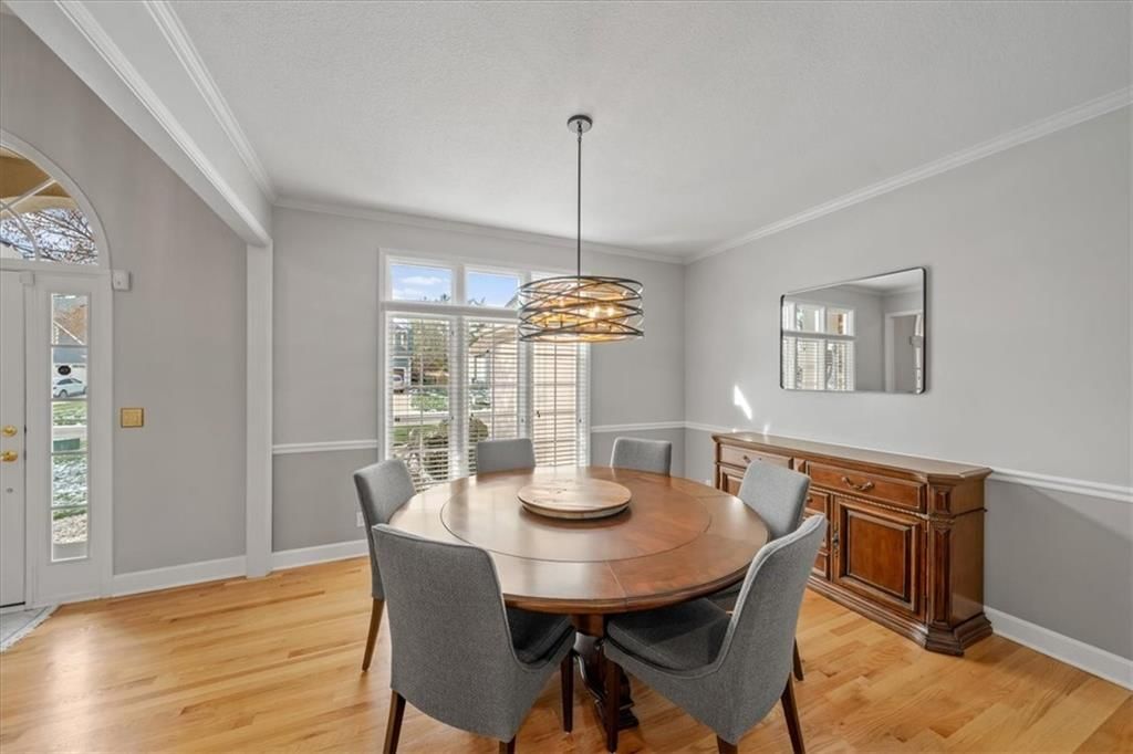 704 NE Ashmont Place — photo 4