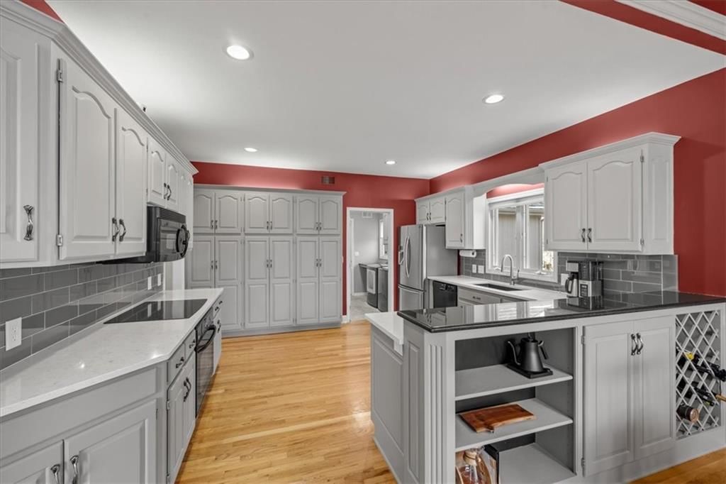 704 NE Ashmont Place — photo 13