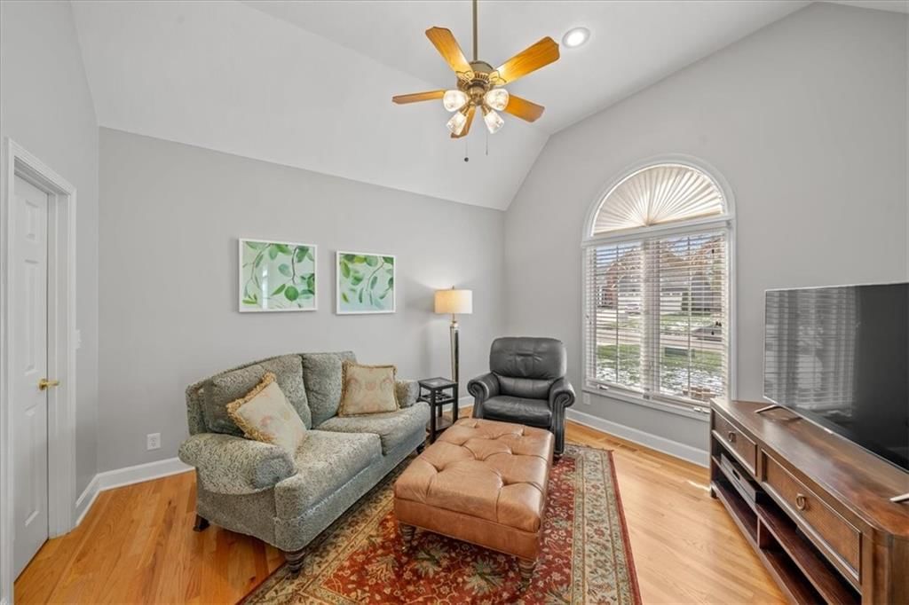 704 NE Ashmont Place — photo 25