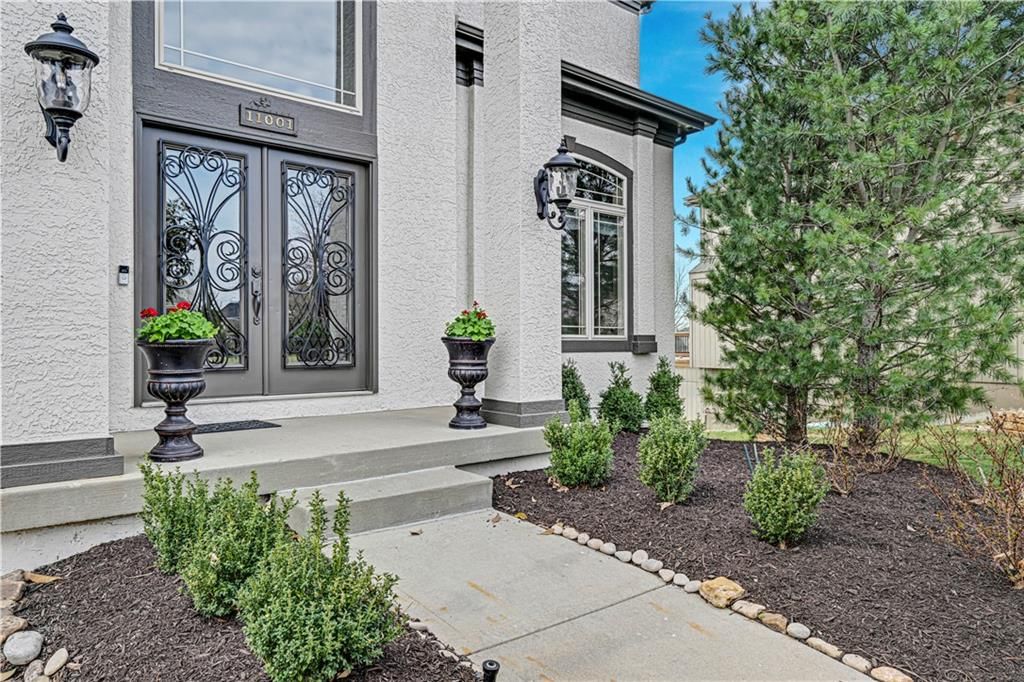 11001 W 163rd Court — photo 3