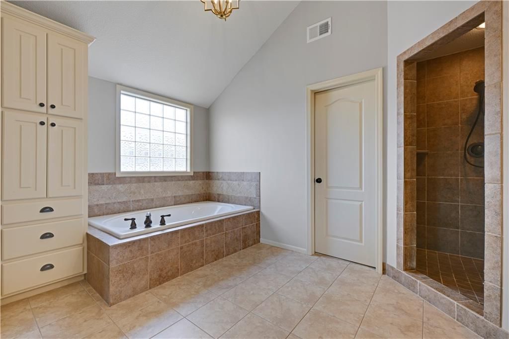 11001 W 163rd Court — photo 40