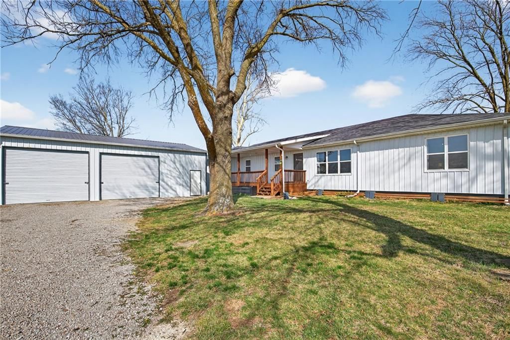 13388 S 1588 Road, Nevada, MO