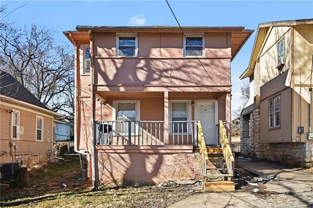 2463 Denver Avenue — photo 18