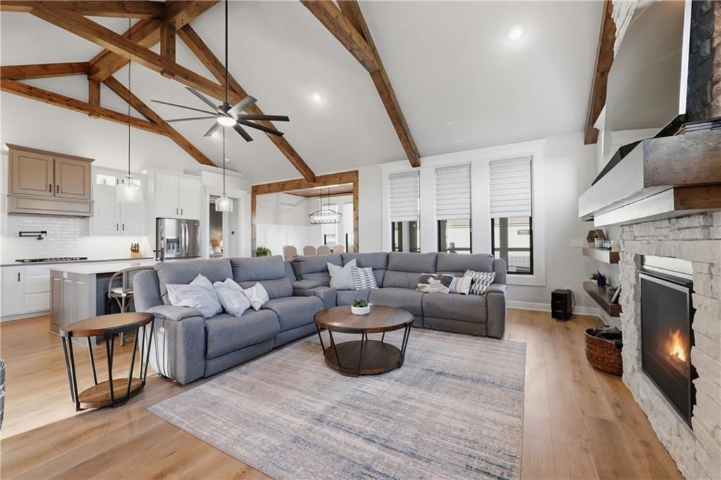 1405 NW Aspen Circle — photo 7