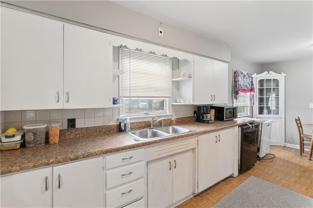 113 N Broadway Street — photo 11