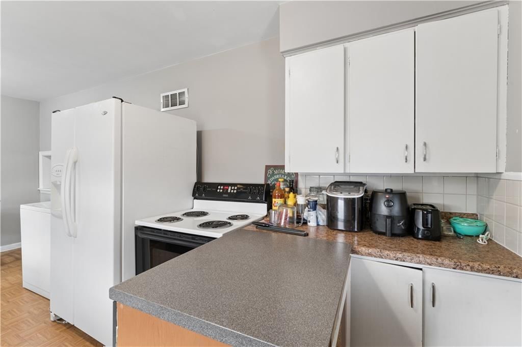 113 N Broadway Street — photo 12