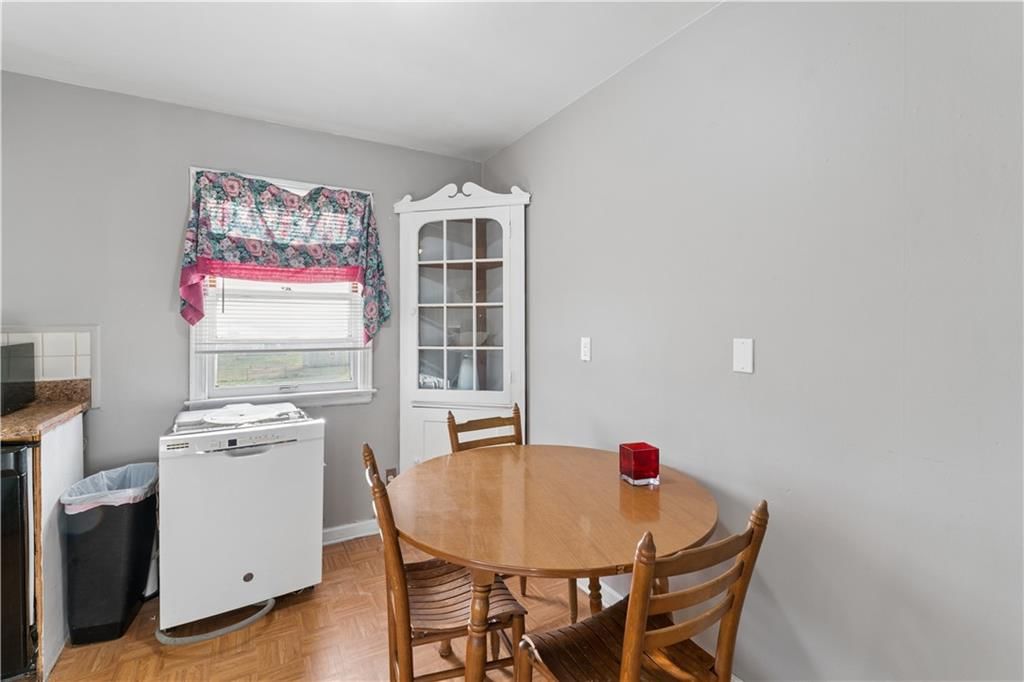 113 N Broadway Street — photo 14