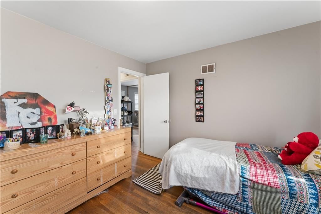 113 N Broadway Street — photo 18