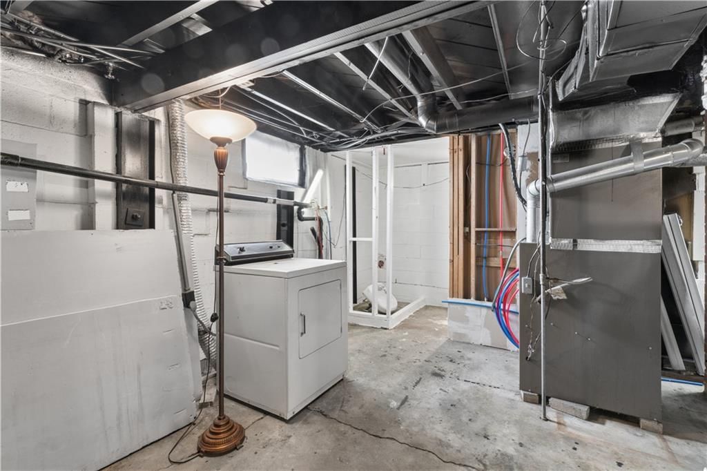 113 N Broadway Street — photo 28