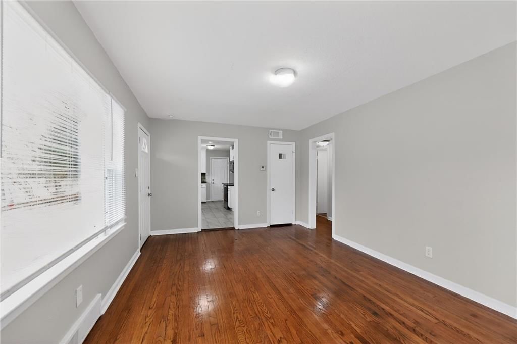 2733 N 47TH Terrace — photo 5