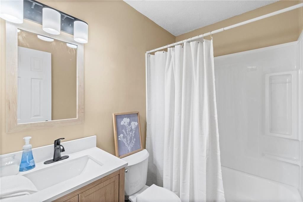 5508 NW Meadowvale Drive — photo 21