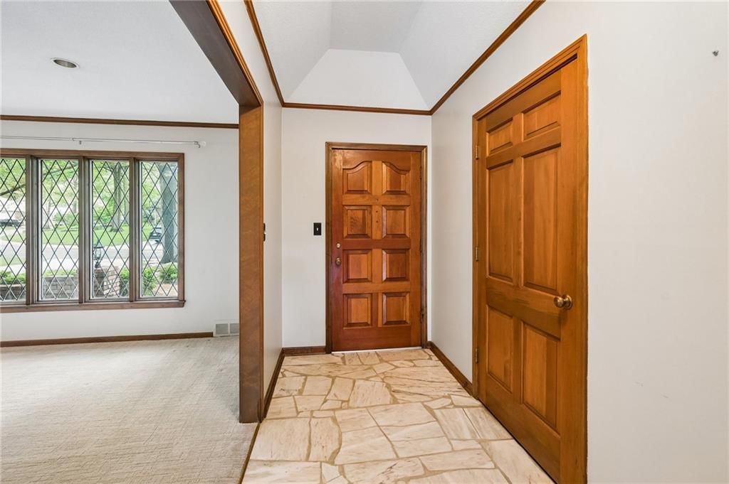 9937 Floyd Street — photo 3