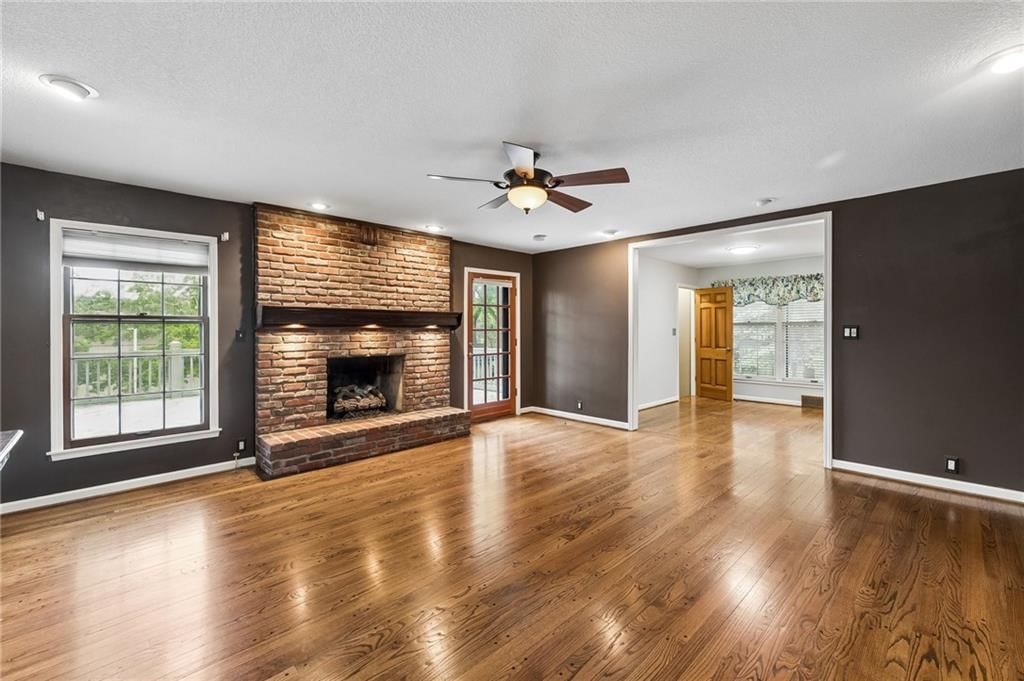 9937 Floyd Street — photo 10