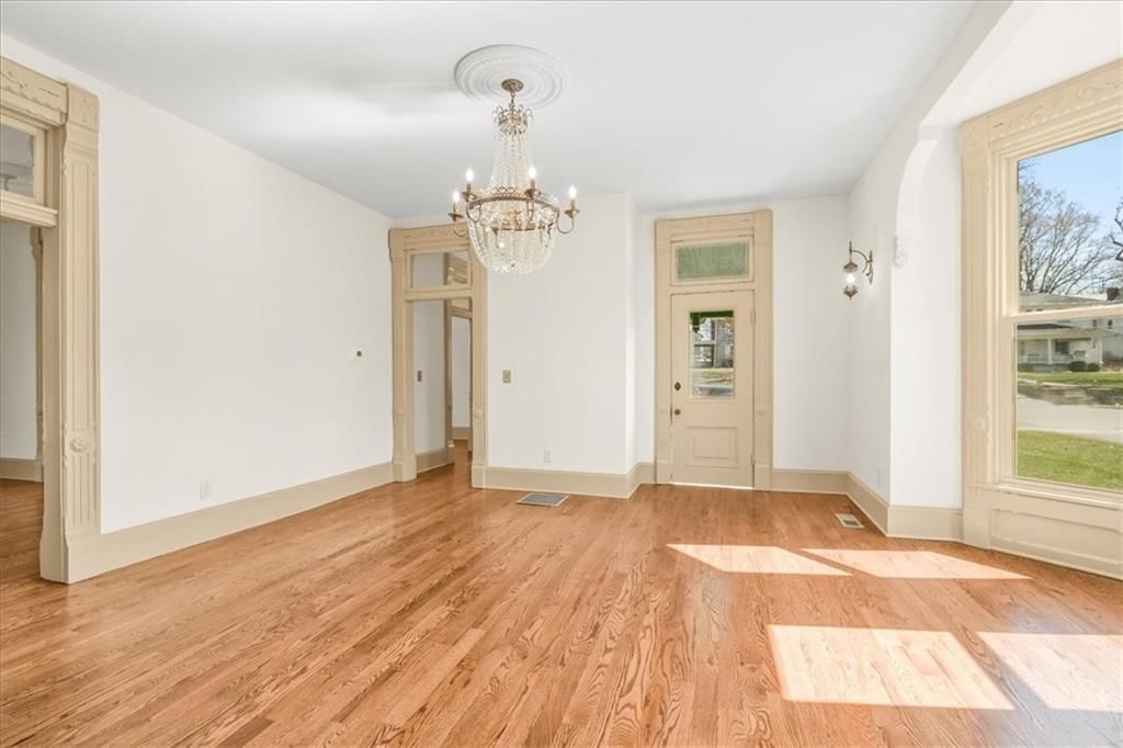 722 S Main Street — photo 16
