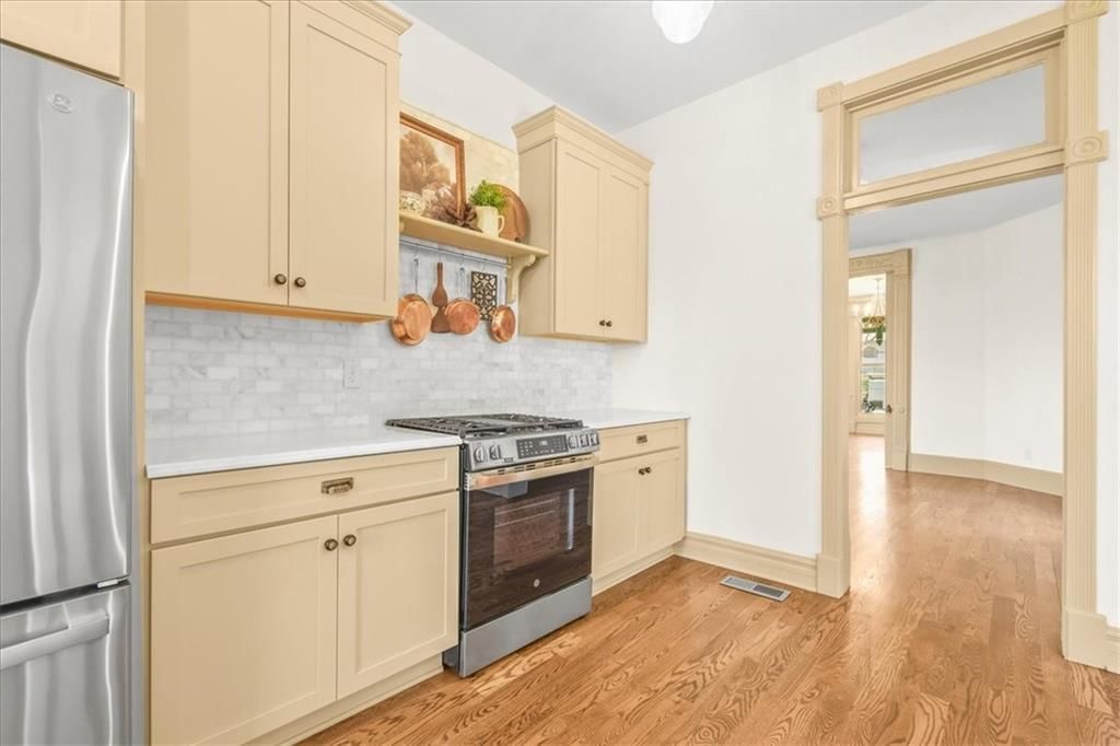 722 S Main Street — photo 27