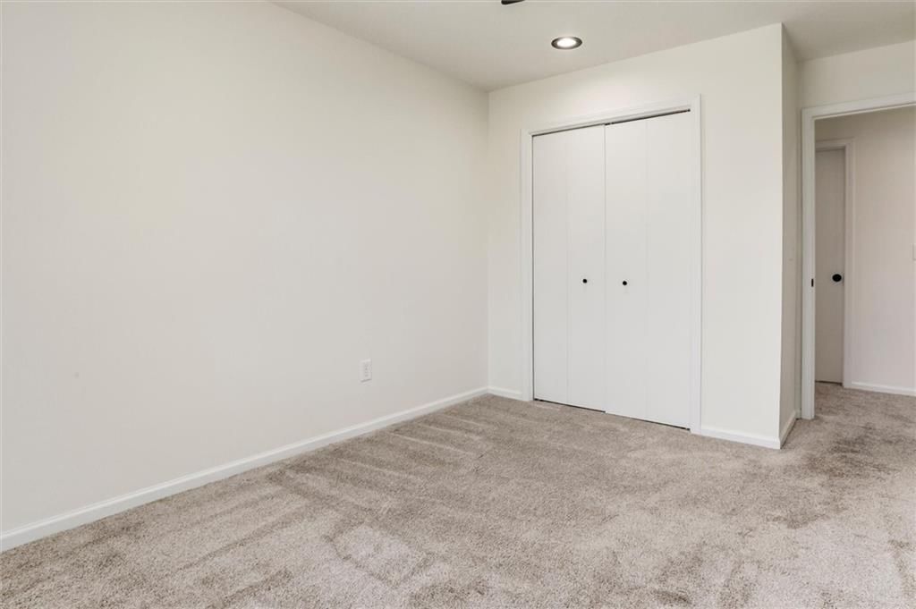 824 S Elk Lane — photo 18