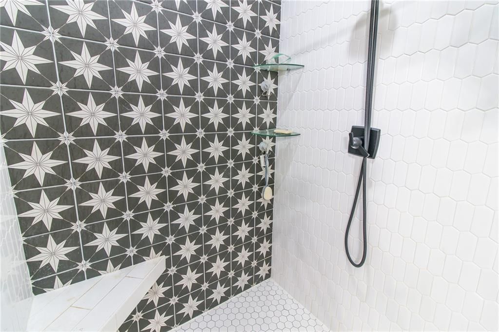 1050 NE 175 N/A — photo 22