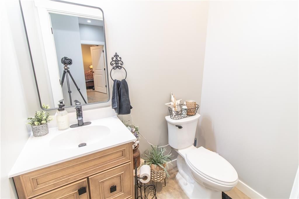 1050 NE 175 N/A — photo 28