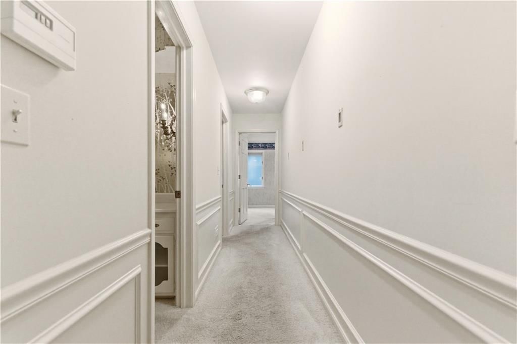 201 W 125th Terrace — photo 28
