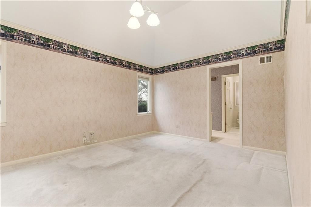 201 W 125th Terrace — photo 39