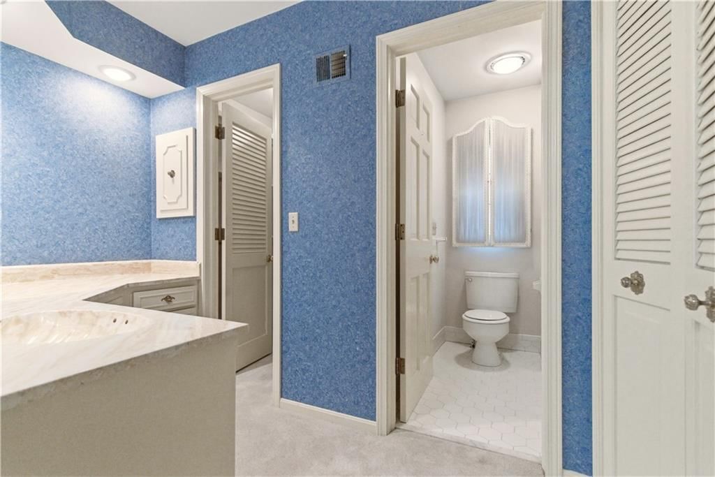 201 W 125th Terrace — photo 41